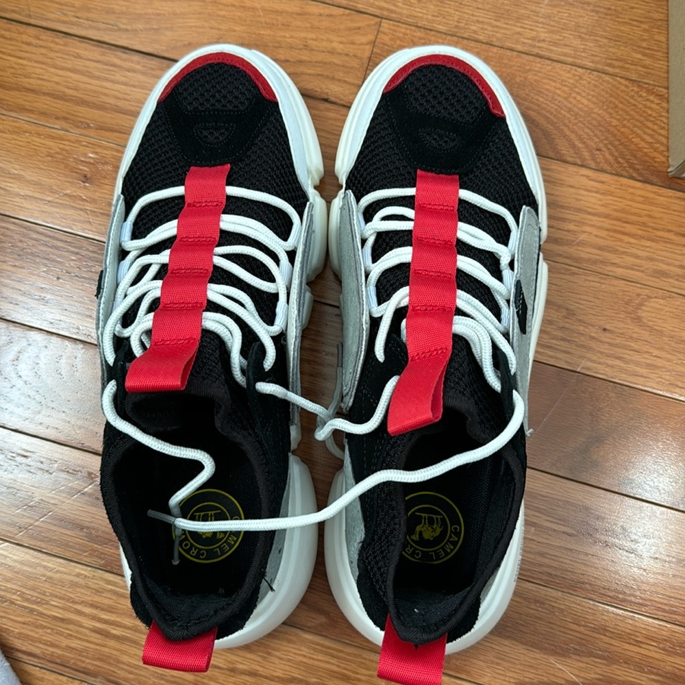 Men’s Sneakers